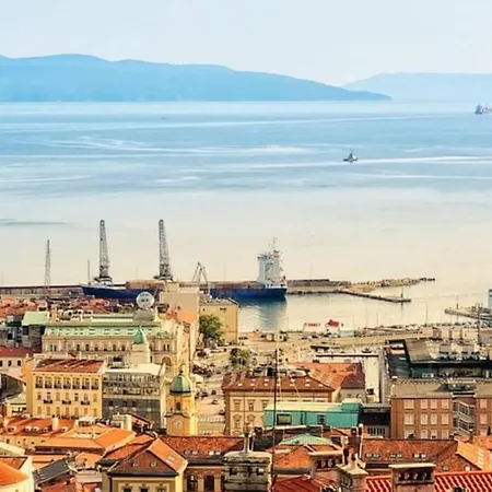 Apartment Lori - Beautiful View Rijeka Exterior photo